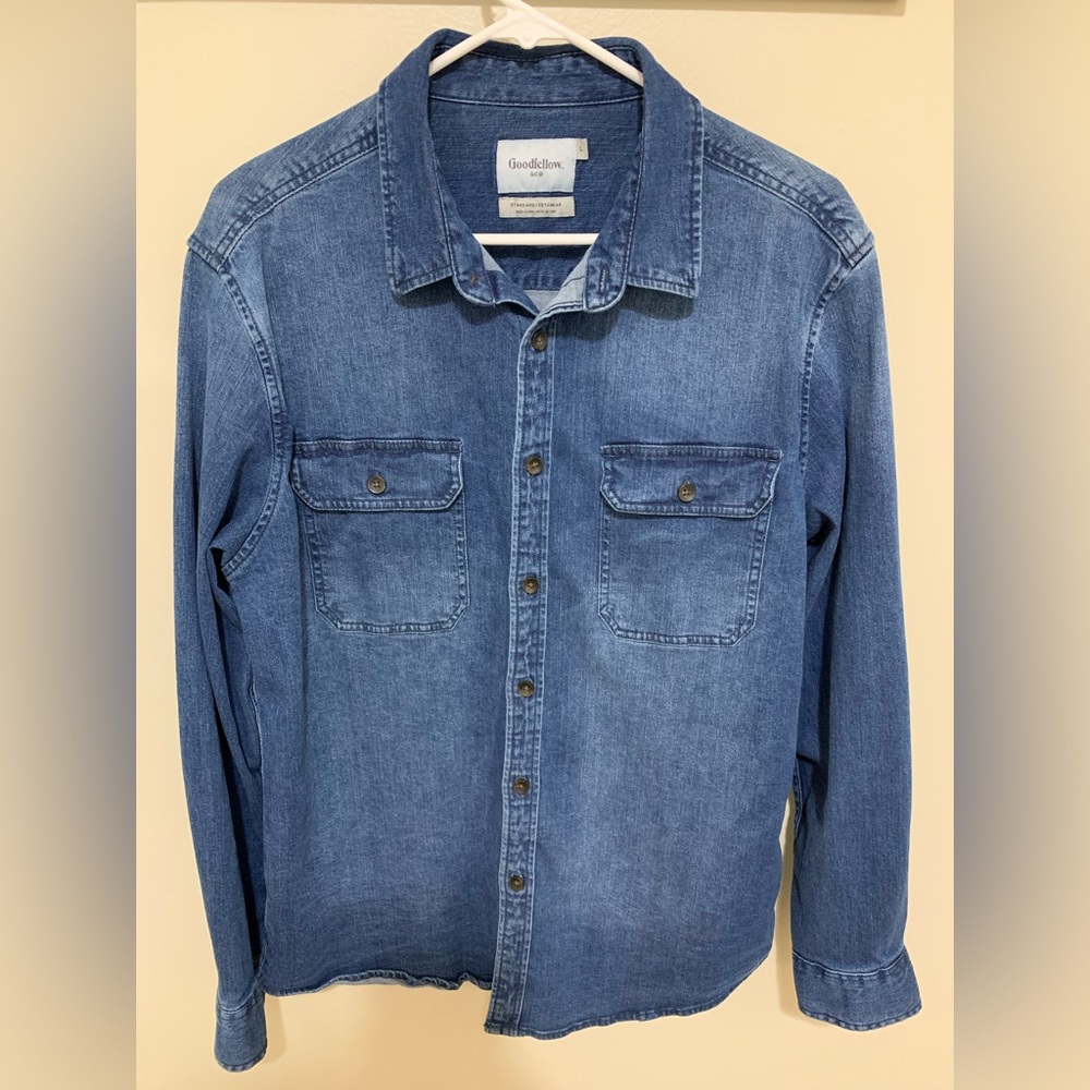 Mens size large denim shirt
